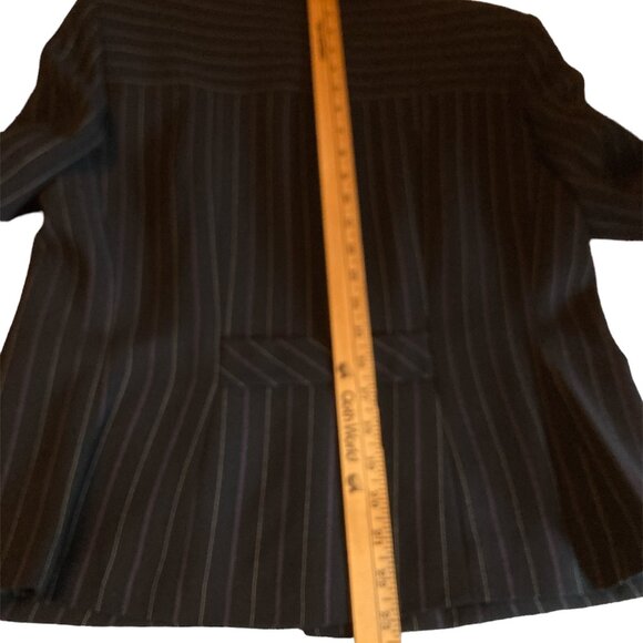 Pre-Owned Ladies Covington Lined Black Jacket with Purple, White Stripes Size 12 - Picture 6 of 6